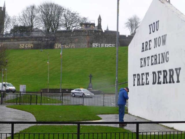 Alex.Free Derry Wall